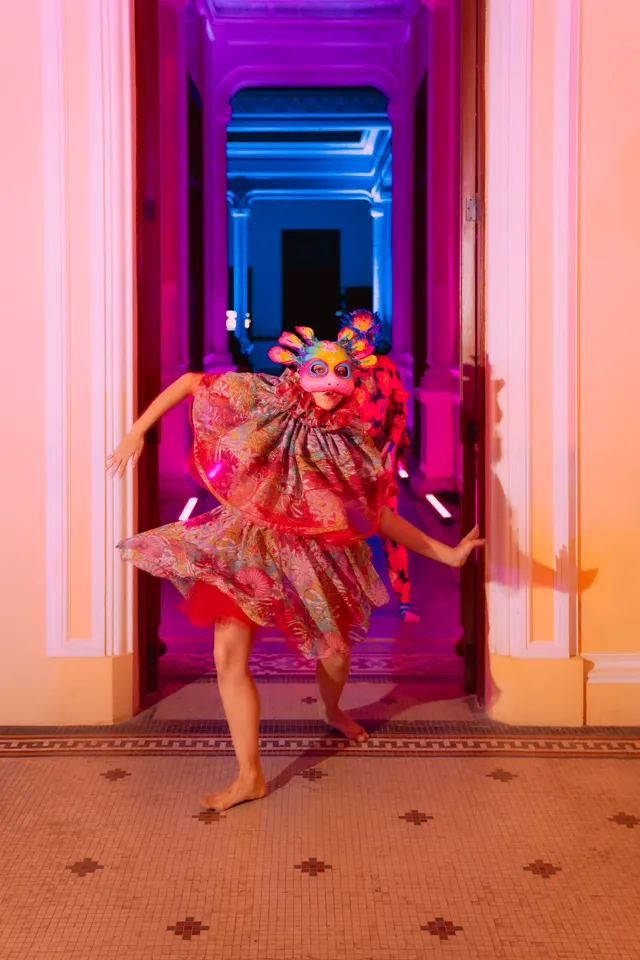 Momento del desfile en Casona Cicero